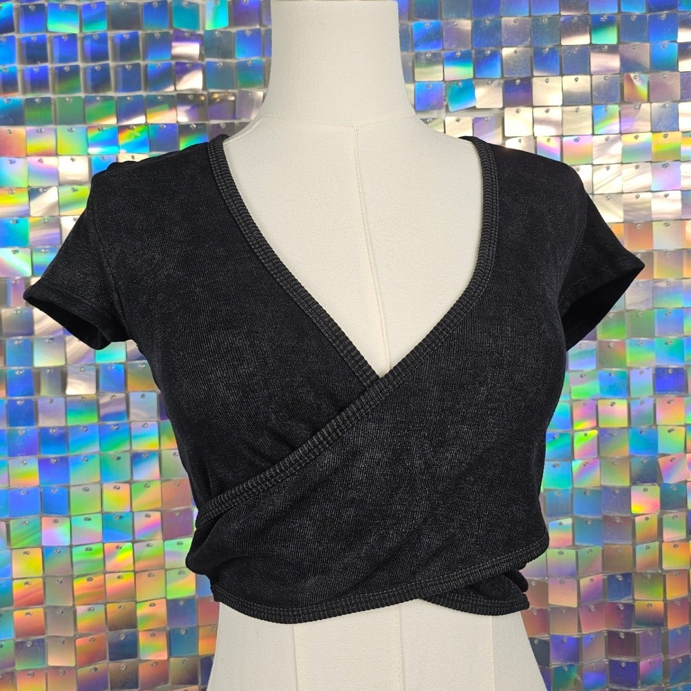 FOREVER 21 Black‎ Washed Denim Look Wrap Crop Top Short Sleeve V Neck